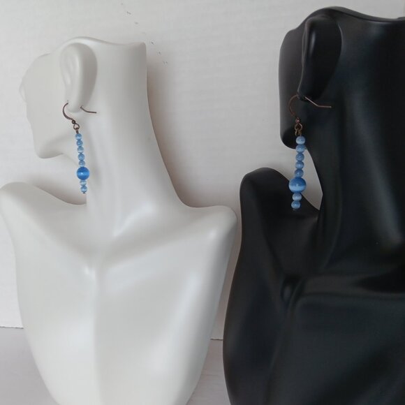 Hand Crafted Periwinkle Blue Dangle Earrings With Banded Agate Round Beads NWT - Picture 13 of 16